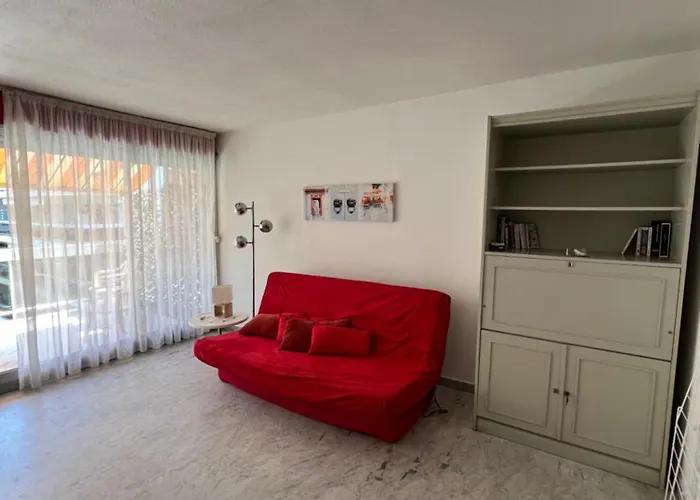Апартаменты Beautiful In Juan Les Pins Антиб